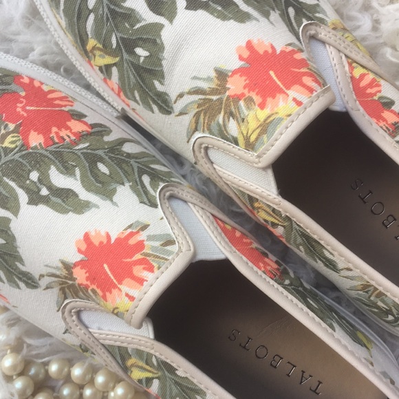 NWT • TALBOTS Jungle Hibiscus Slip On Sneaker - Picture 5 of 16